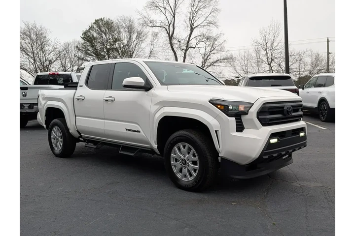 $37797 : Toyota Tacoma 2024 4x4 SR5 4 image 2
