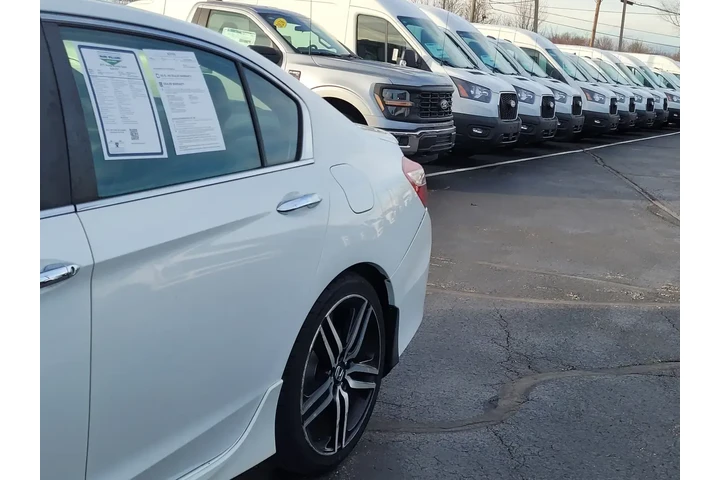 $15590 : Honda Accord 2017 Sport 4dr image 10