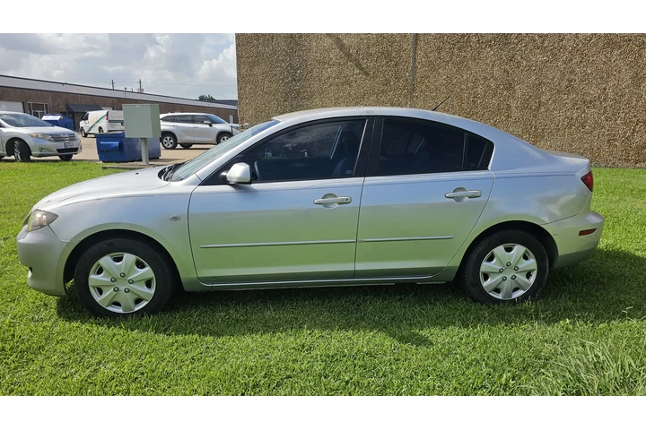 $2850 : Vendo Mazda 3i a super precio image 4