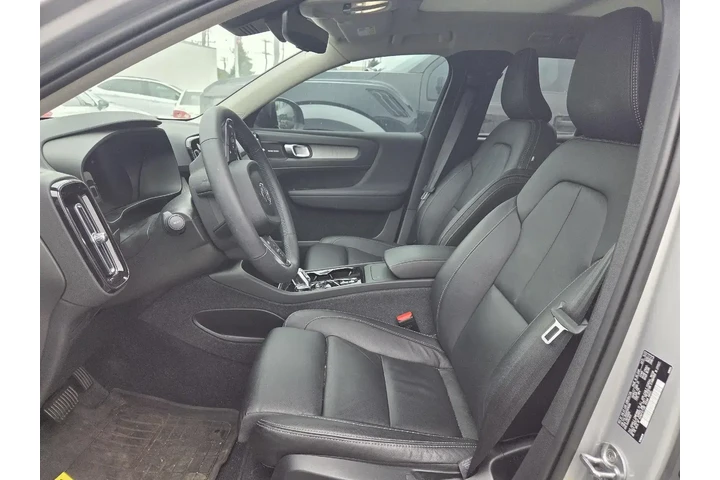 $26925 : Volvo XC40 2023 AWD B5 Ultim image 2