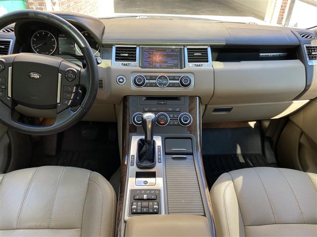 $8000 : 2012 Land Rover Range Rover image 3