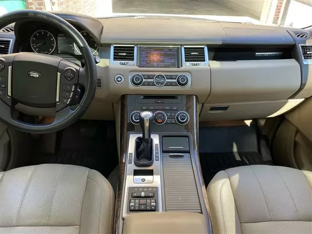 $8000 : 2012 Land Rover Range Rover image 3