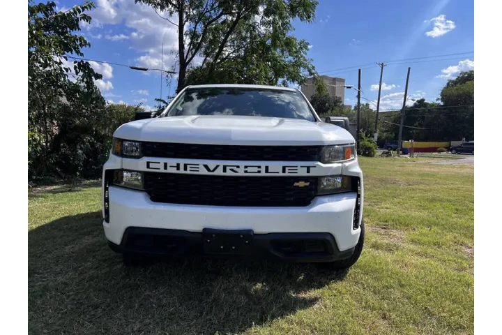 $25995 : 2019 Silverado 1500 Custom image 4