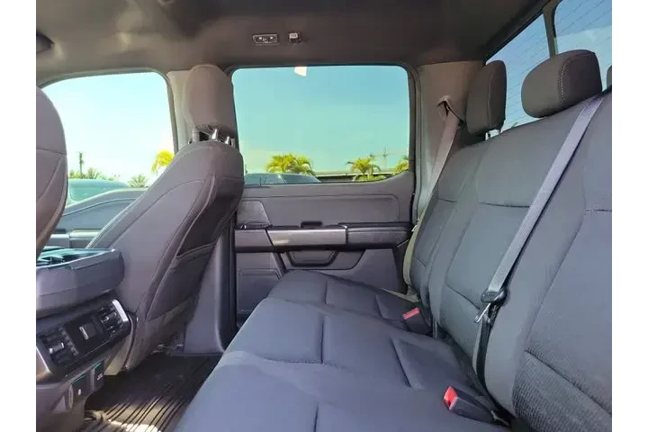 $39871 : Ford F-150 2023 4x4 XLT 4dr image 9