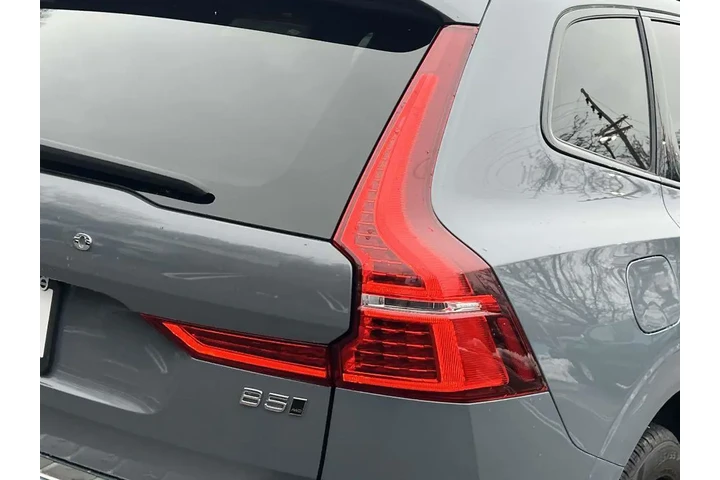 $37000 : Volvo XC60 2024 AWD B5 Core image 9