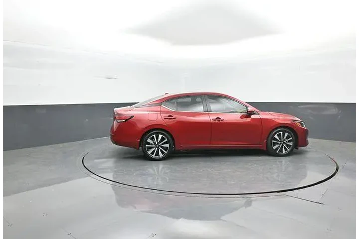 $21748 : Nissan Sentra 2025 SV 4dr Se image 8