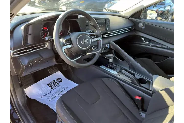 $18955 : Hyundai ELANTRA 2022 SEL 4dr image 10
