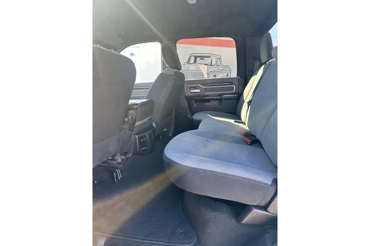 $40750 : 2021 RAM 2500 CREW CAB2021 RA image 1