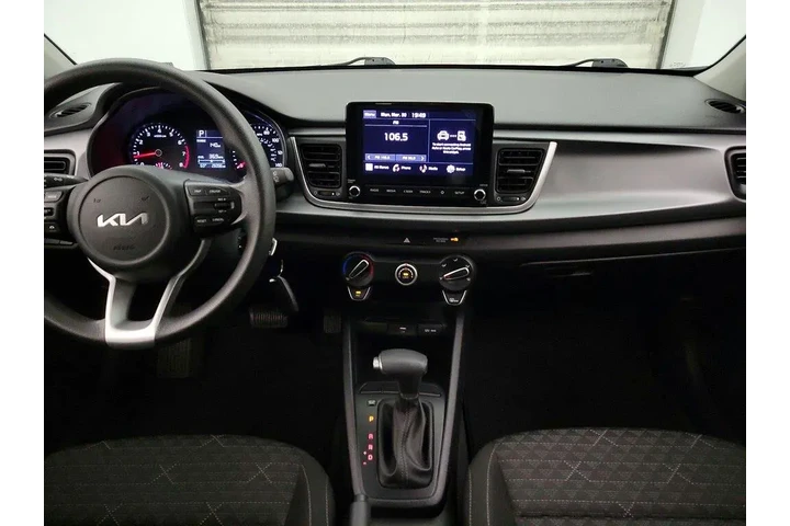 $17998 : Kia Rio 5-Door 2023 S 4dr Wa image 9