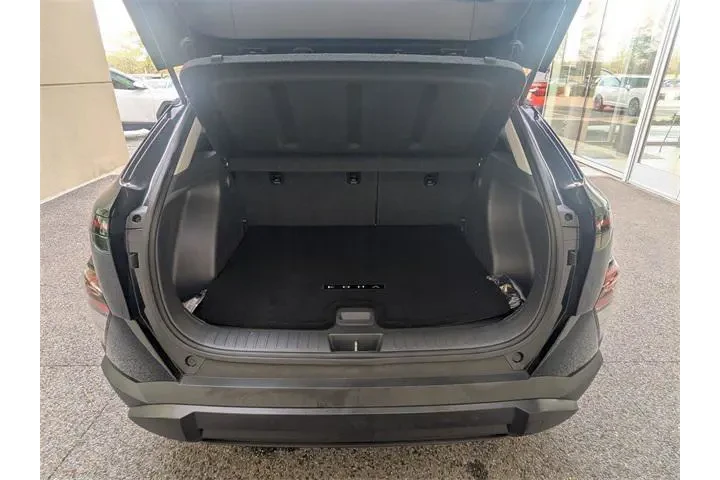 $22549 : Hyundai KONA 2024 SEL 4dr Cr image 3