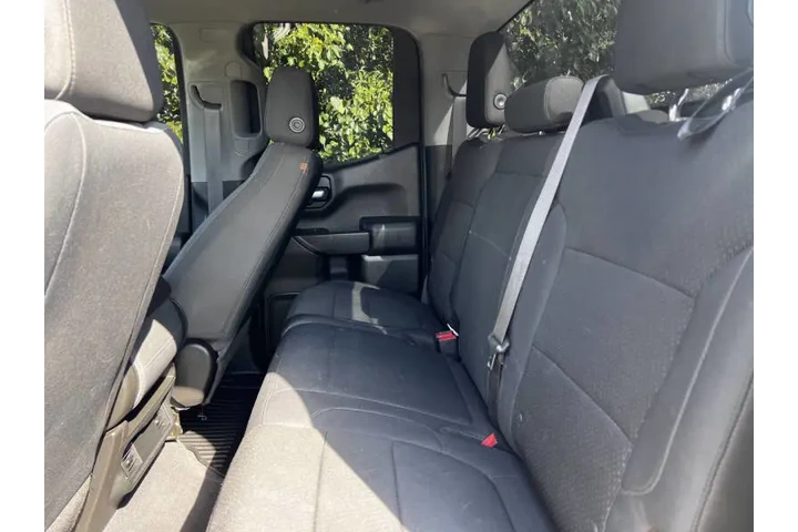$25995 : 2019 Silverado 1500 Custom image 9