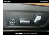 $25995 : BMW 3 Series 2022 330e 4dr S thumbnail
