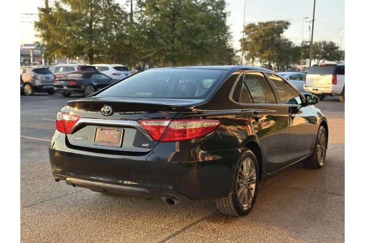 $16499 : 2016 Camry SE image 9