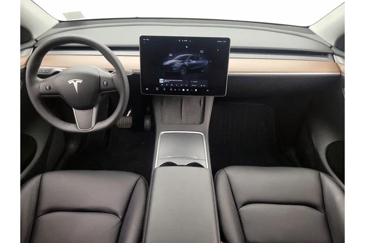 $39998 : Tesla Model Y 2024 Long Rang image 9
