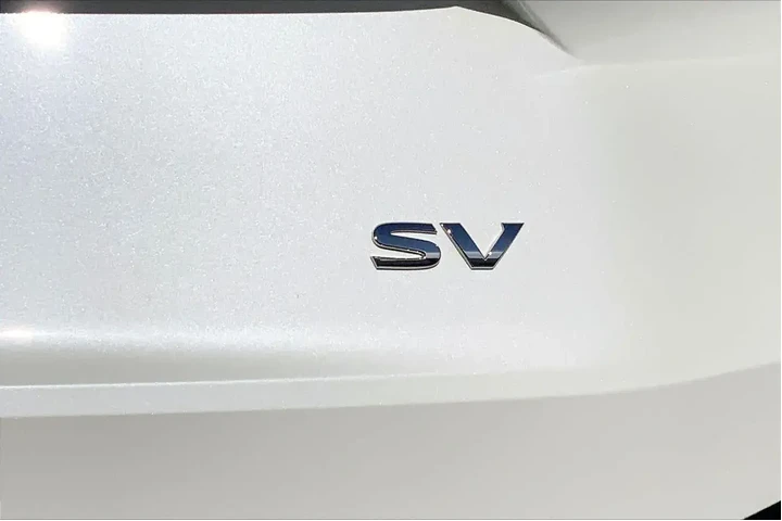 $23598 : Nissan Rogue 2023 SV 4dr Cro image 9