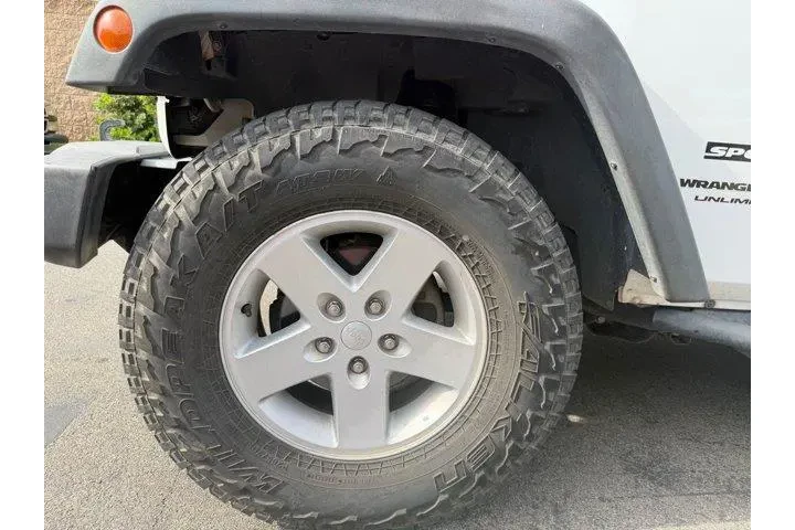 $21987 : Jeep Wrangler JK Unlimited 2 image 7