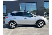 $14995 : Toyota RAV4 2016 AWD LE 4dr thumbnail