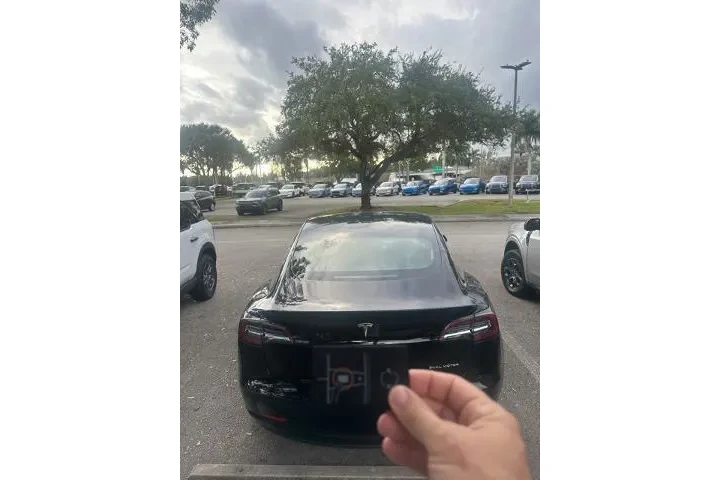 $21000 : Tesla Model 3 2020 AWD Long image 6