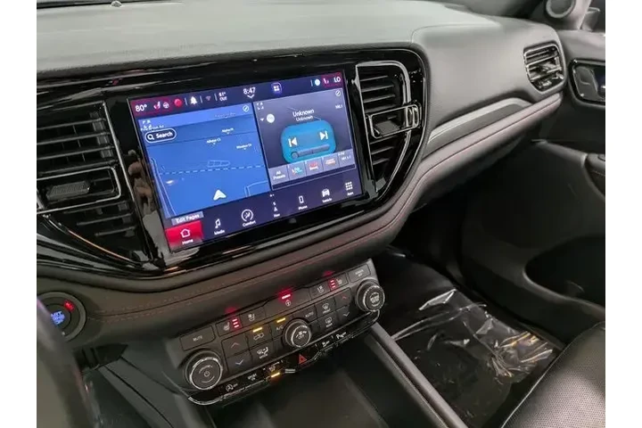 $38383 : Dodge Durango 2024 AWD GT 4d image 10