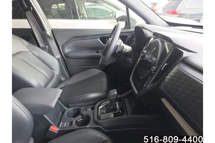 $37447 : Subaru Forester 2025 AWD Lim image 7