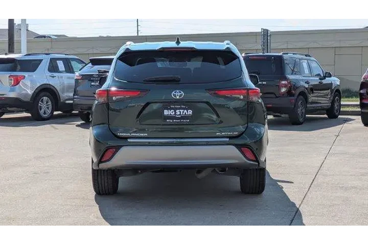 $39495 : Toyota Highlander 2024 Plati image 4