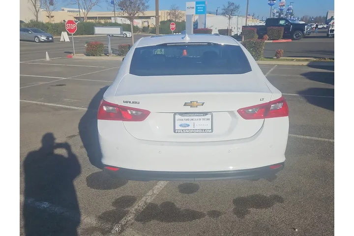 $18000 : Chevrolet Malibu 2024 LT 4dr image 7