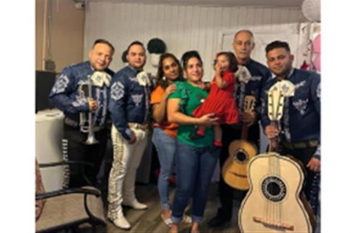 MARIACHIS POR HORAS Mariachi image 1