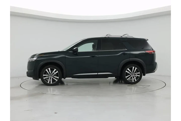 $36998 : Nissan Pathfinder 2024 Plati image 3