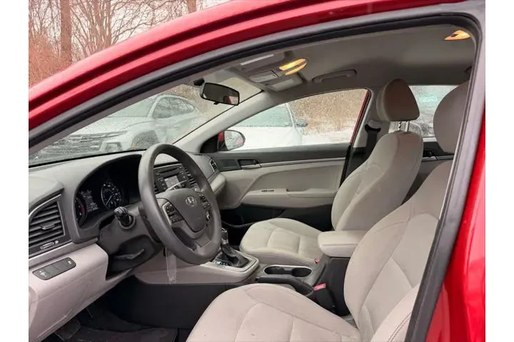 $9900 : Hyundai ELANTRA 2017 SE 4dr image 10