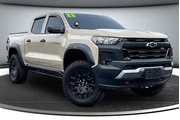 $33500 : Chevrolet Colorado 2023 4x4 thumbnail