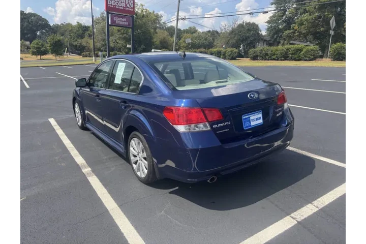$10500 : 2011 Legacy 2.5i Limited image 8
