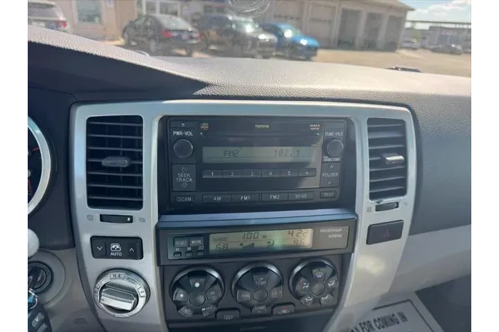 $5995 : Toyota 4Runner 2008 4x4 SR5 image 10