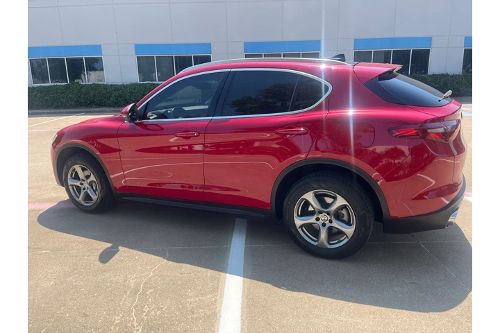 $16995 : 2021 Alfa Romeo Stelvio Sprint image 6