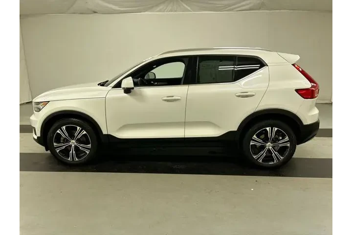 $28411 : Volvo XC40 2022 AWD T5 Inscr image 6