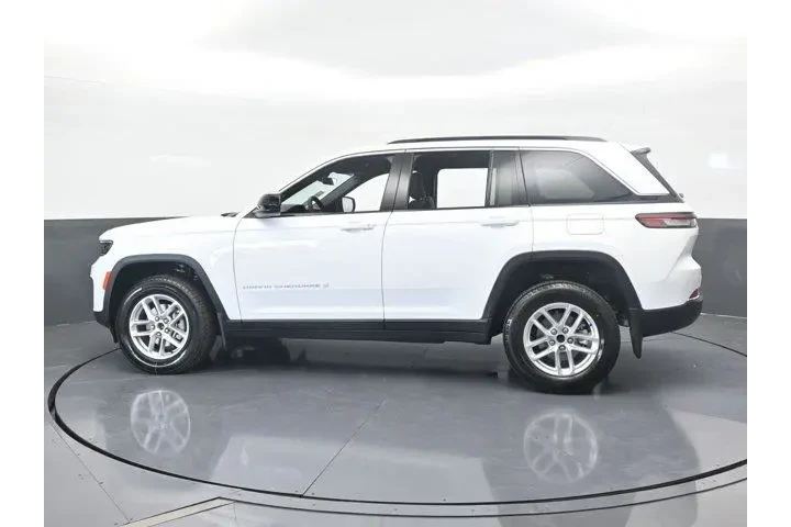 $33000 : Jeep Grand Cherokee 2025 4x2 image 3