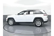 $33000 : Jeep Grand Cherokee 2025 4x2 thumbnail