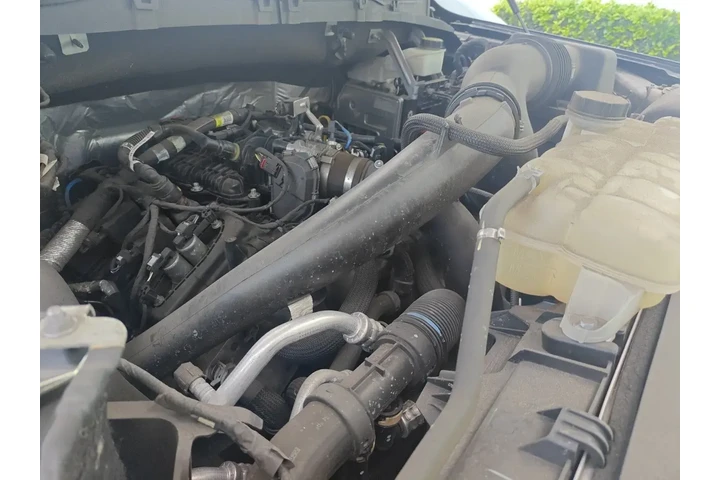 $25900 : Ford F-150 2021 4x2 XL 4dr S image 10