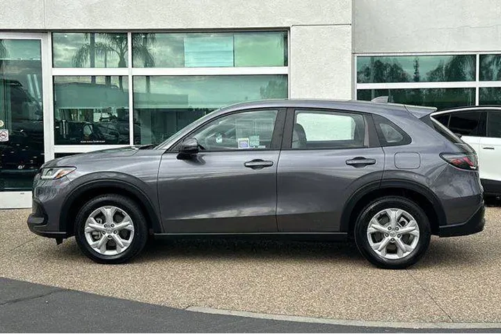 $22900 : Honda HR-V 2023 LX 4dr Cross image 8