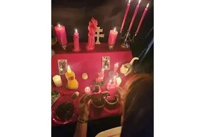 EL AMOR NO SE RUEGA SE DOMINA image 1