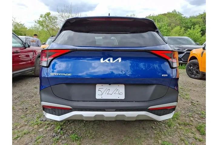 $28243 : Kia Sportage 2024 AWD EX 4dr image 4