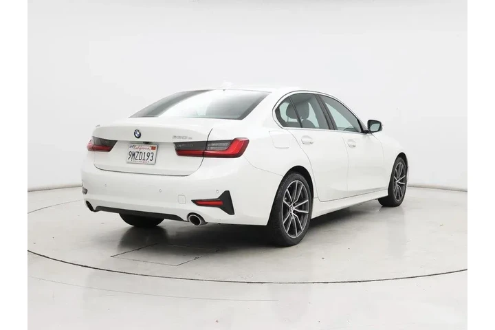 $24998 : BMW 3 Series 2021 330e 4dr S image 8
