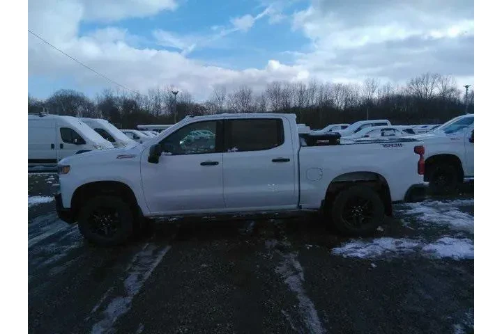 $27999 : Chevrolet Silverado 1500 202 image 1