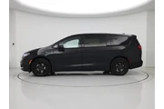 $29998 : Chrysler Pacifica Plug-In Hy thumbnail