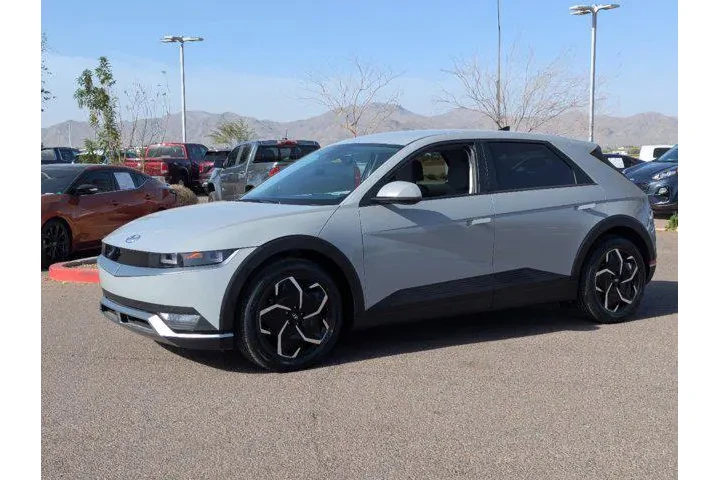 $29990 : Hyundai IONIQ 5 2024 AWD SEL image 8