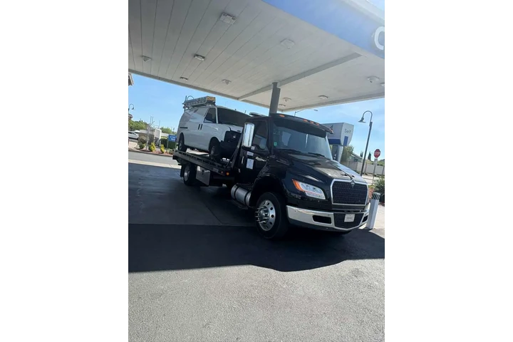 Brother's Towing &Transportllc image 6