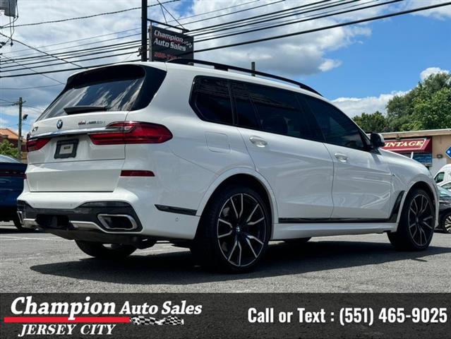 Used 2019 X7 xDrive50i Sports image 8