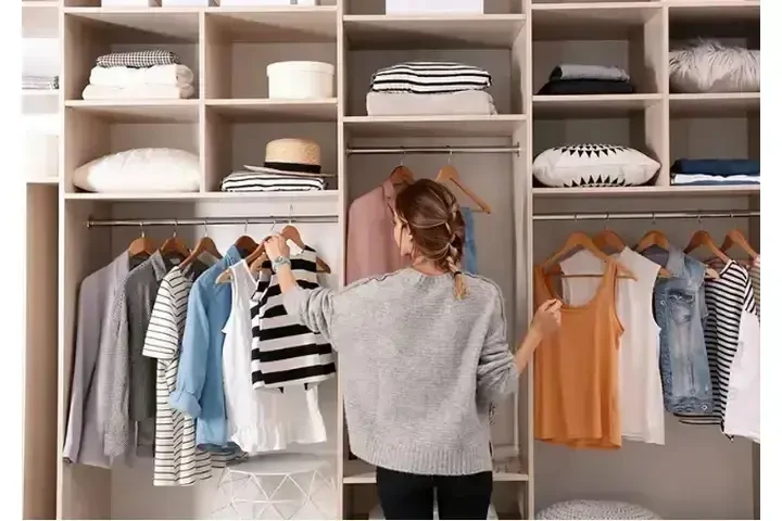 SE BUSCA SEÑORA PARA LIMPIEZA image 3