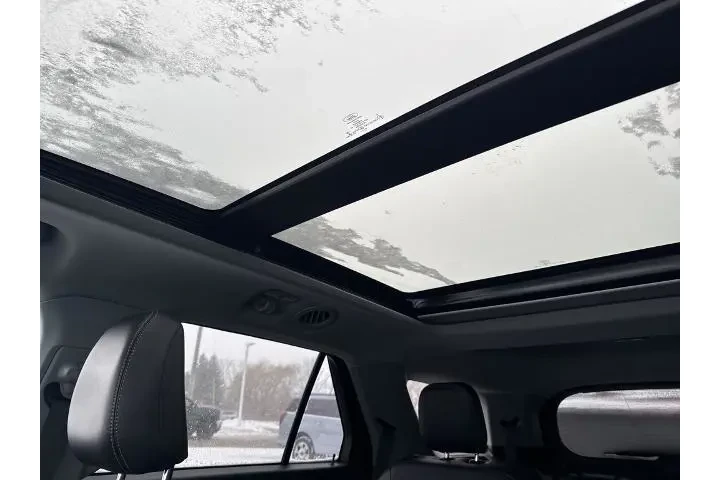 $30104 : Ford Explorer 2023 AWD XLT 4 image 9