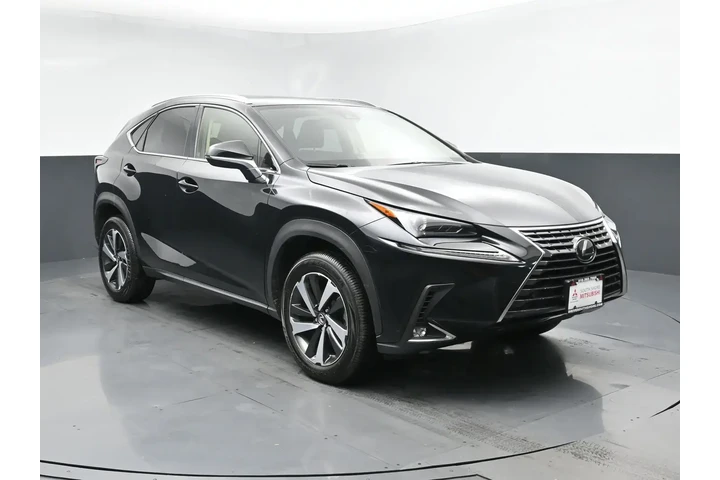 $26652 : Lexus NX 300 2021 AWD 4dr Cr image 2
