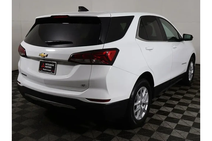 $21993 : Chevrolet Equinox 2024 LT 4d image 9